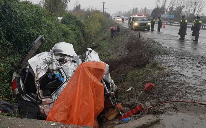 Nuevo accidente en Ruta 5 del Maule Sur deja como trágico saldo tres víctimas fatales
